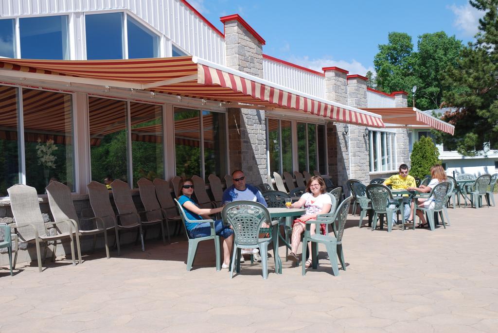 Auberge Le Cabanon Saint-Zénon Extérieur photo